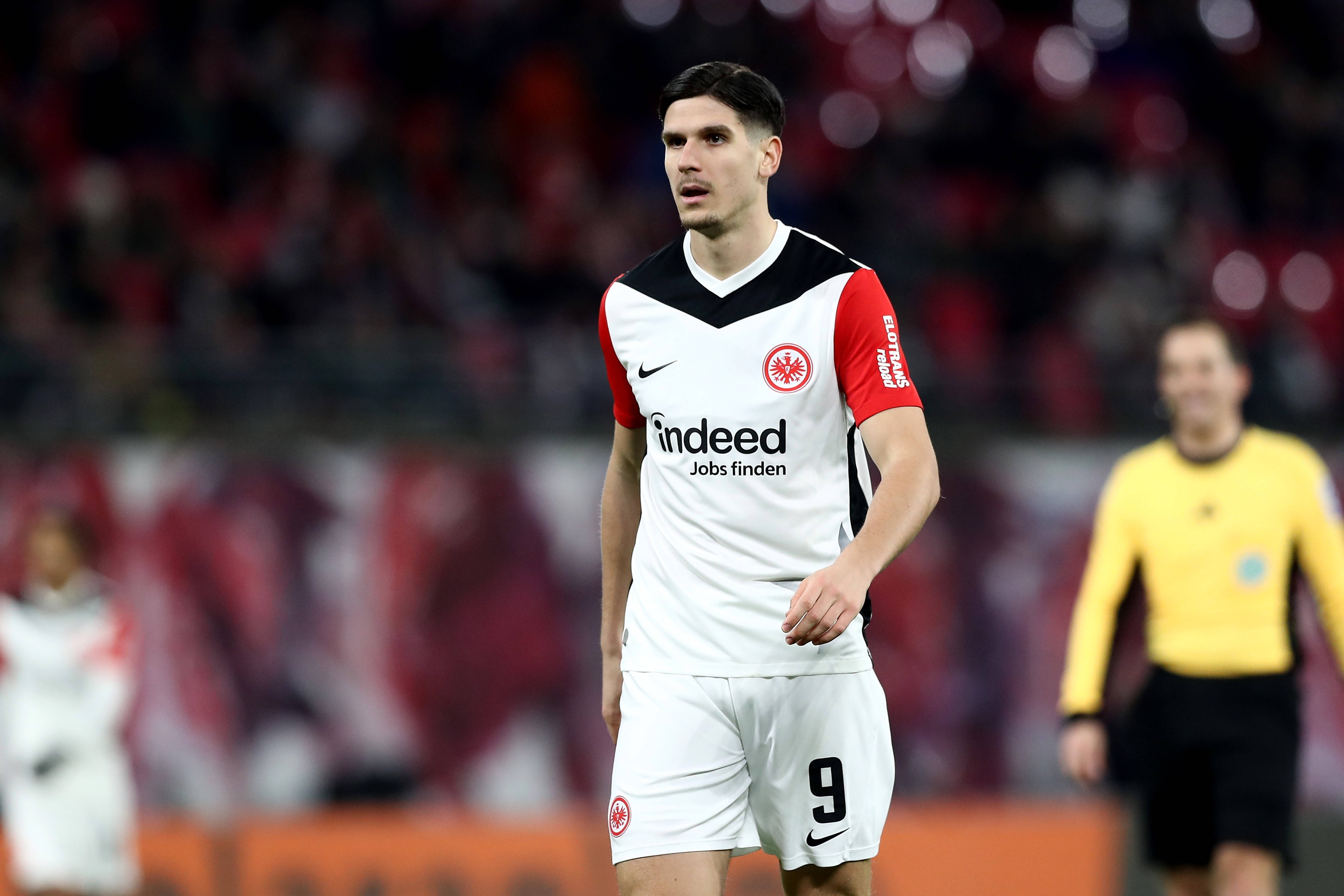 德天空：弗賴堡將800萬歐簽下馬塔諾維奇，球員已通過體檢