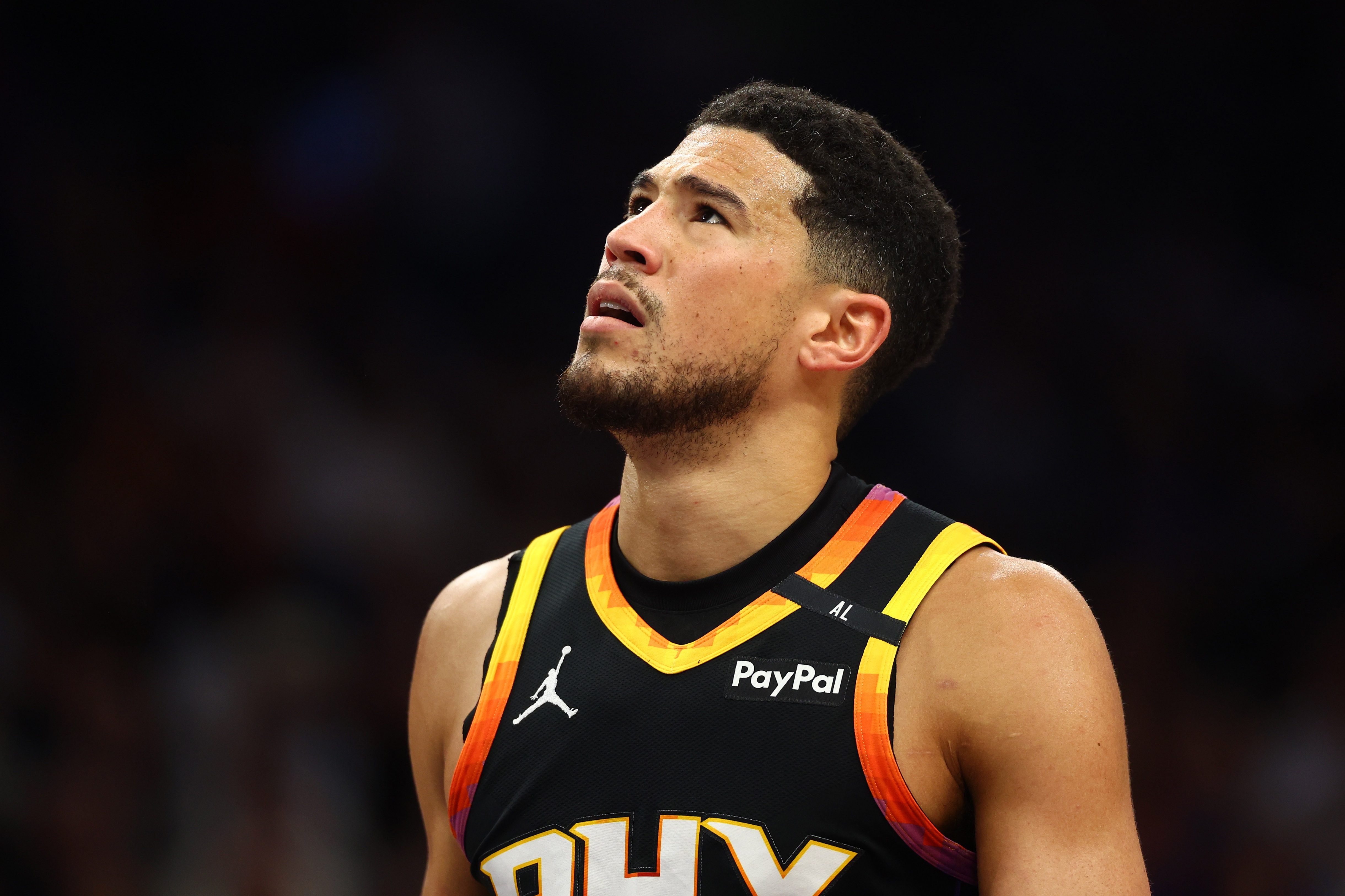 參加NBA中國賽的意義?布克:籃球無國界 中國有龐大的球迷基礎